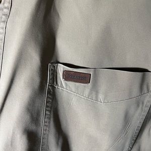 Carhartt long-sleeve khaki button down work shirt (XL)